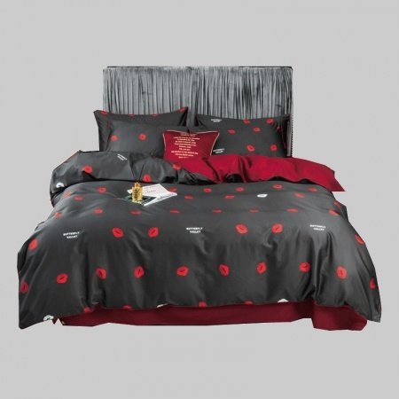 Black and Red Kissing Mark Luxury Sexy Modern Chic Full, Queen Size Bedding Sets