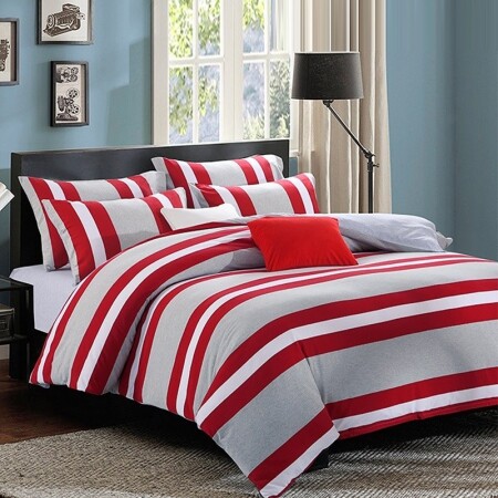 Trendy Stripe Simply Traditional Full, Queen Size Bedding Sets