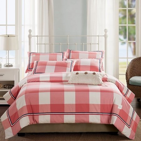 Pink and White Gingham Plaid Modern Chic Girly Full, Queen Size Bedding Sets