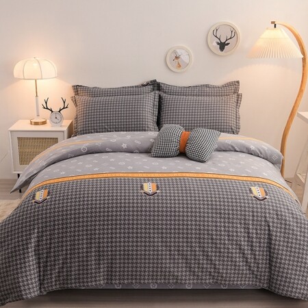 Gray Houndstooth Masculine Full, Queen Size Bedding Sets
