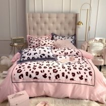 Sexy Girls Pink White and Black Leopard Print Contemporary Modern Chic Egyptian Cotton Full, Queen Size Bedding Sets