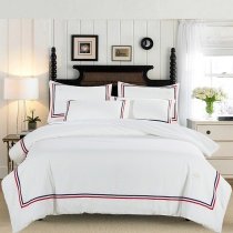 Trendy Romantic White Simply Modern Chic Full, Queen Size Bedding Sets