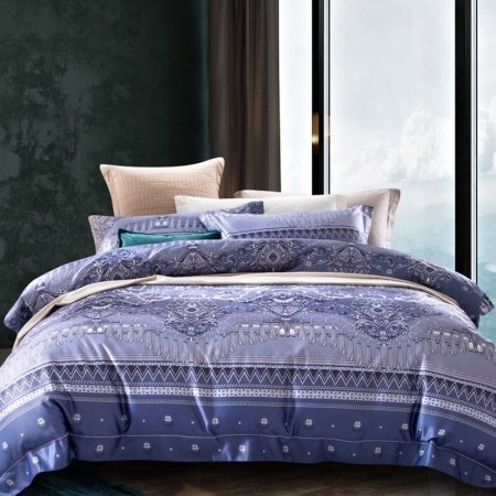 Boutique Glam Style Medieval Pattern Full, Queen Size Bedding Sets