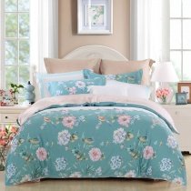 Bright Rustic Chic Natural Wildflower and Bird Full, Queen Size Bedding Sets