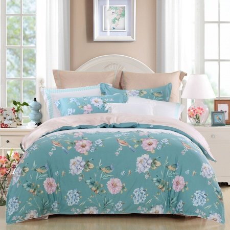 Bright Rustic Chic Natural Wildflower and Bird Full, Queen Size Bedding Sets