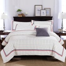 White Plaid Romantic Style Trendy Luxury Full, Queen Size Bedding Sets
