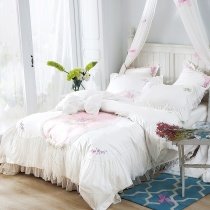 Romantic White Applique Embroidered Floral Shabby Chic Ruffle Sophisticated Elegant Feminine Full, Queen Size Bedding Sets