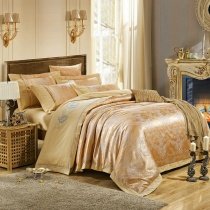 Sparkly Metallic Gold Gothic Pattern European Style Embroidered Design Boutique Jacquard Satin Fabric Full, Queen Size Bedding Sets
