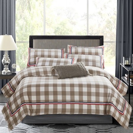 White and Khaki Gingham Plaid Vintage Full, Queen Size Bedding Sets