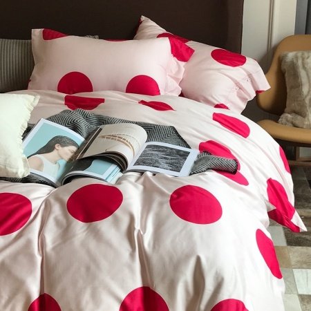 Hipster Beige and Red Large Polka Dot Print Simply Chic Soft Full, Queen Size Bedding Sets