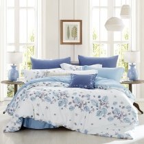 Light Blue Gray and White Vintage Leaf Soft Full, Queen Size Bedding Sets