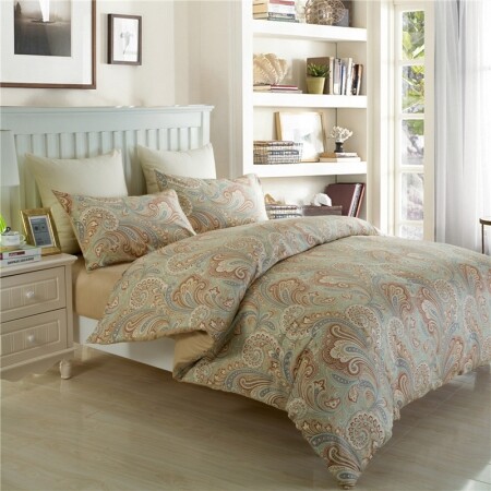 Bohemian Baroque Style Paisley Full, Queen Size Bedding Sets