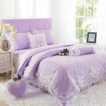 Beautiful Lavender Purple Floral Pattern Victorian Style with Quilted Bedspread Twin, Full, Queen Size Bedding Sets